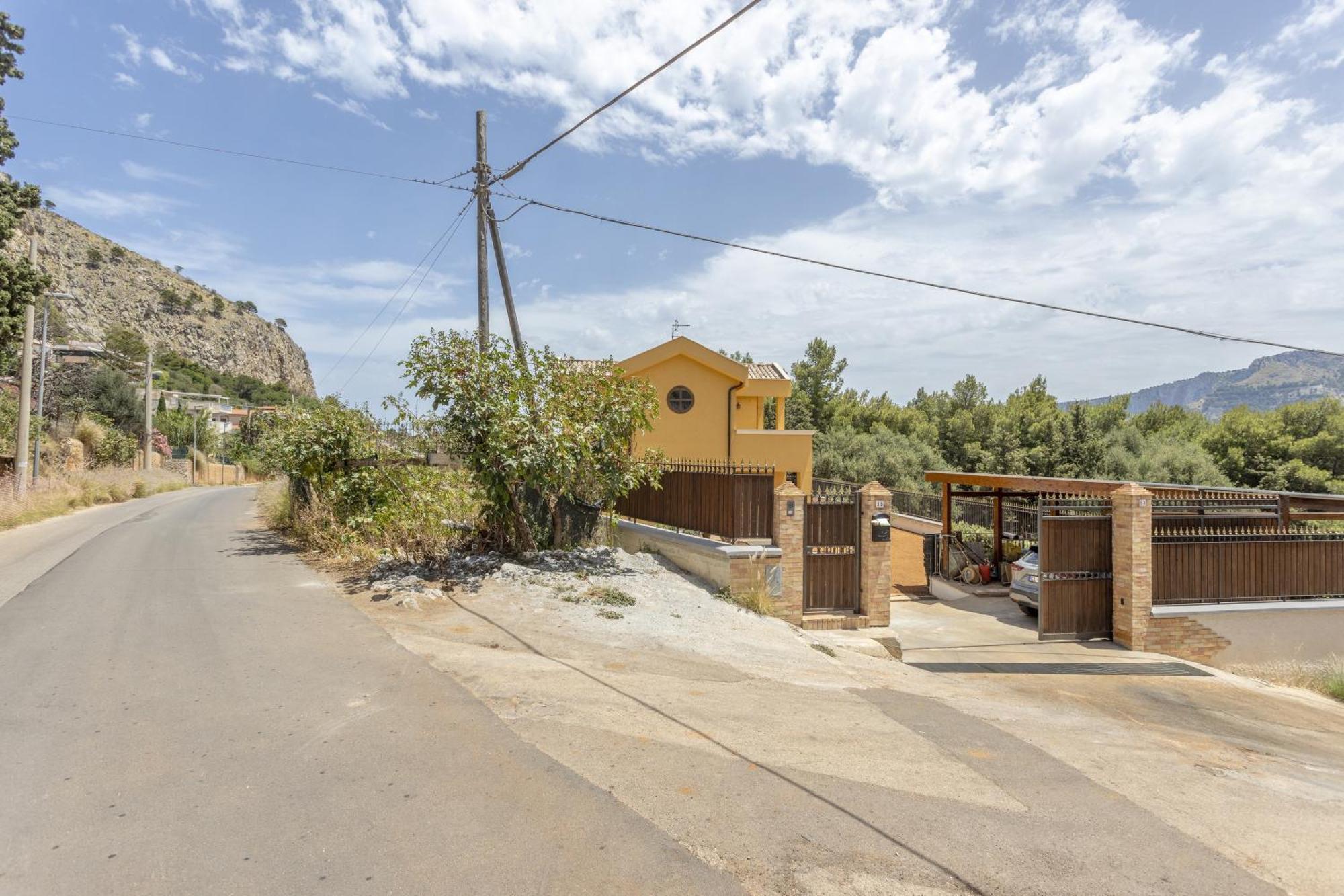 Apartment Mattia Palermo